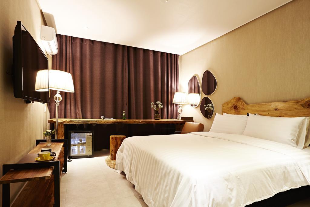 Hotel Namoo Cheong-Ju Čchongdžu Pokoj fotografie